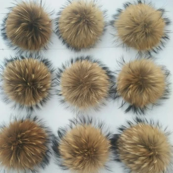 20 Pcs/muito Natural Animal Raccoon Cabelo Bola 12-15cm Grande Pompom Com Fivela Broche Malha Chapéus Bonés Preço de Fábrica