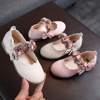 1-6 Ano De 2020 Criança Sapatos De Couro De Flor De Menina Sapatos Da Moda Vestido De Princesa Sapatos De Couro Para Crianças De Salto Baixo Bebê Sapato