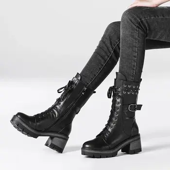 2020 Novas Chegada Gótico Botas de Mulher de Salto Baixo Preto de Mulheres Sapatos de Couro Legal das Mulheres Cravejado de Botas de Plataforma Punk Botas Para Mulheres