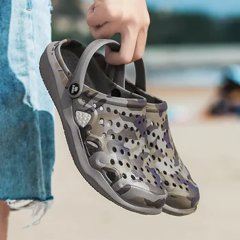 2020 Novas Chegada dos Homens de Tamancos de Sapatos de Verão Homens Chinelos de quarto Respirável antiderrapante Mulas Masculino Jardim Sapatos Casuais Sandálias de Praia