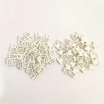 50sets Preto Branco 16x8mm Mini Minúscula Roupa de Boneca Fivelas de Cinto de Costura DIY Patchwork Ajustável Botões Acessórios