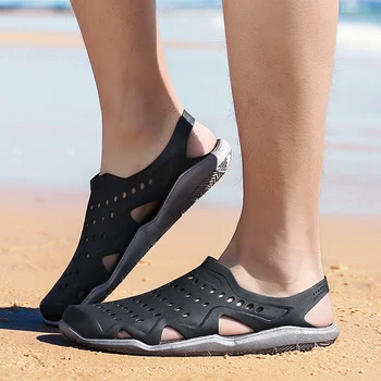 Aqua Sapatos 2019 Novo Respirável Homens Praia Sapatilha Sapatos De Praia, Pesca De Água Furos De Verão Ao Ar Livre, Sandálias Chaussures De Patinage