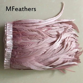 MFeathers 2 Metros de Couro cor-de-rosa Tingida Coque Galo de Cauda de Penas de guarnições de Franja,o galo galinha de penas de desbaste carnaval pena