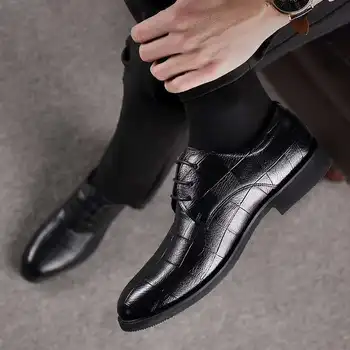 Mazefeng de Couro dos Homens Formal Sapatos Lace vestido de sapatos Oxfords Moda Retro Sapatos de trabalho Elegante Calçado de Negócios Plus Size 38-48