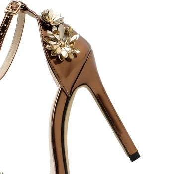 NIUFUNI Flor Decoração de Salto Alto Sandálias Metalizado Bomba tira de Casamento Sapatos de Mulheres de Vestido de Festa de Sapatos de Ouro-tom Salto Agulha