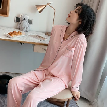 O verão coreano Impressão Pijamas de Cetim Pijama Terno de Manga Longa Pijamas Senhoras PJ Conjunto Desgaste da Noite Imitação de Seda Pijamas Para Mulheres