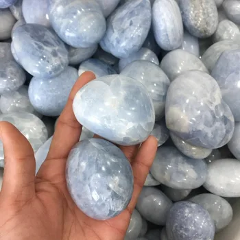 Tamanho bonito azul natural celestino de Cristal de pedra preciosa, meditação, reiki, cura de cristal palmstone presente de casamento Madagascar atacado
