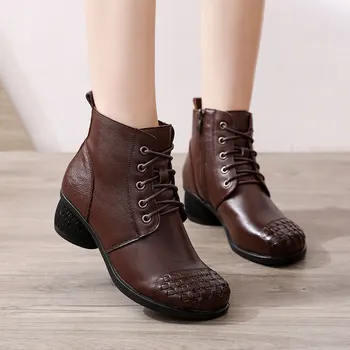 Xiuteng 2020 Artesanal do dedo do pé redondo grosso calcanhar de renda casual de Inverno, botas de couro Genuíno de tecido de sapatos femininos Para o inverno Família presente